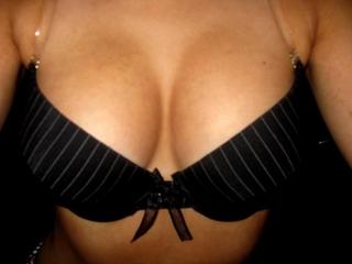 wild-sarah - Immer locker durch die Hose atmen. ;) - cam2cam,sex,cam2cam