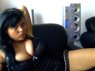 Nina 18 - Jung und dominant - livecam,chat,cam2cam