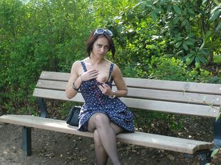 Vivien2009 webcam:  Anal-Sex, Devot, Fetisch, Lack und Leder, Oralsex, Piercing, Sexspielzeug, SM-Sex, Wachs-Spiele, Live-Dates - BH-Cup: B