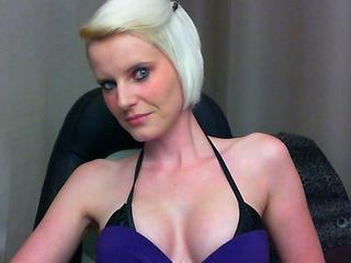 Lara-25 - Brandneu... HIER KLICKEN. - webcam,erotik,free