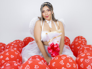 Victoria Spencer webcam:  Devot, Dominant, Fesselspiele, Fetisch, Natursekt, Oralsex, Rollenspiele, SM-Sex, Voyeurismus - BH-Cup: B